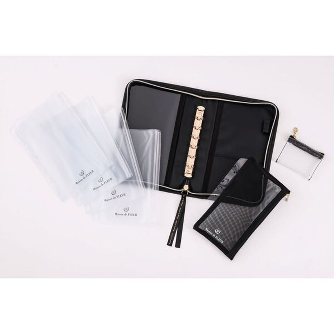 Maison de FLEUR　マルチケース BOOK　BLACK（セブン－イレブン／セブンネット限定）