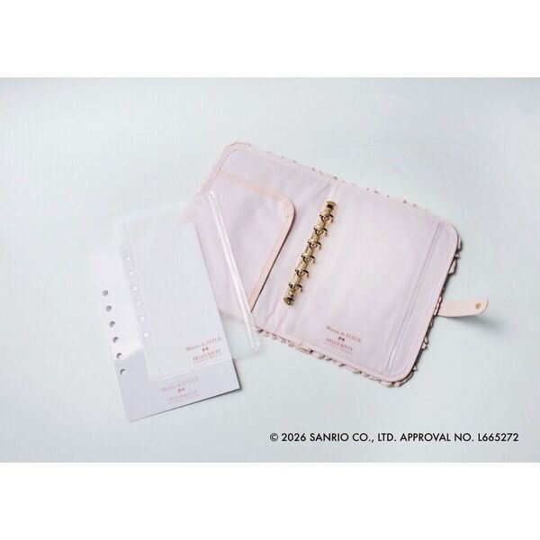 Maison de FLEUR×HELLO KITTY いちごマルチケースBOOK PINK (宝島社