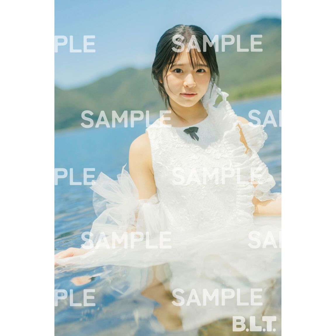 B.L.T.2026年10月号【セブンネット限定特典：牧戸愛茉（AKB48 21期研究生）ポストカード 1枚付き】