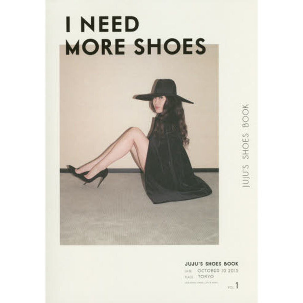 Ｉ　ＮＥＥＤ　ＭＯＲＥ　ＳＨＯＥＳ　ＪＵＪＵ&rsquo;Ｓ　ＳＨＯＥＳ　ＢＯＯＫ