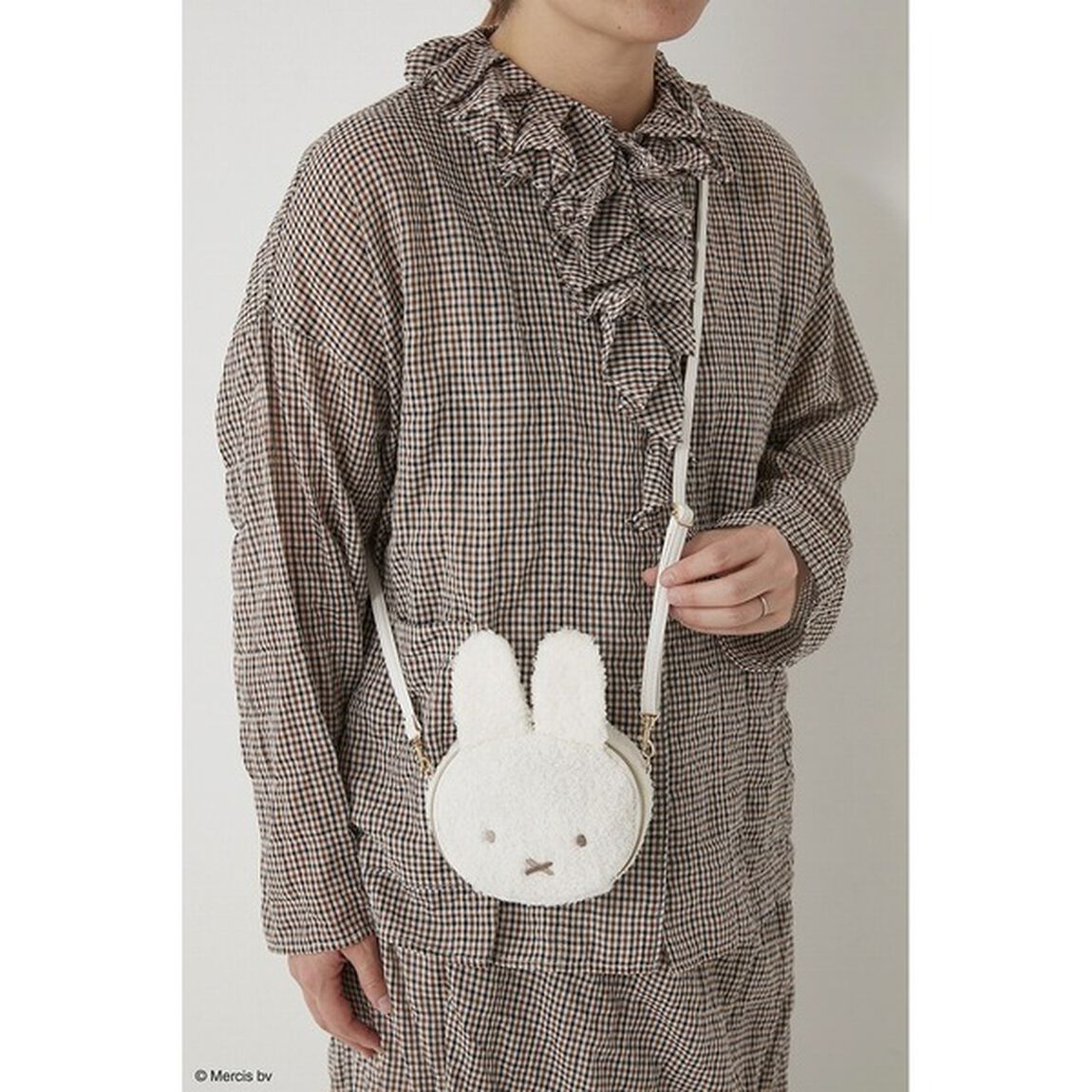 miffy いちごチャームの2WAYポーチ＆ショルダーバッグ BOOK (宝島社ブランドムック)