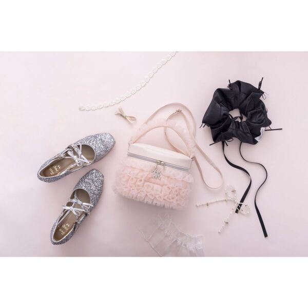 Treat Uerself Tulle Vanity Bag Book Pink (宝島社ブランドムック