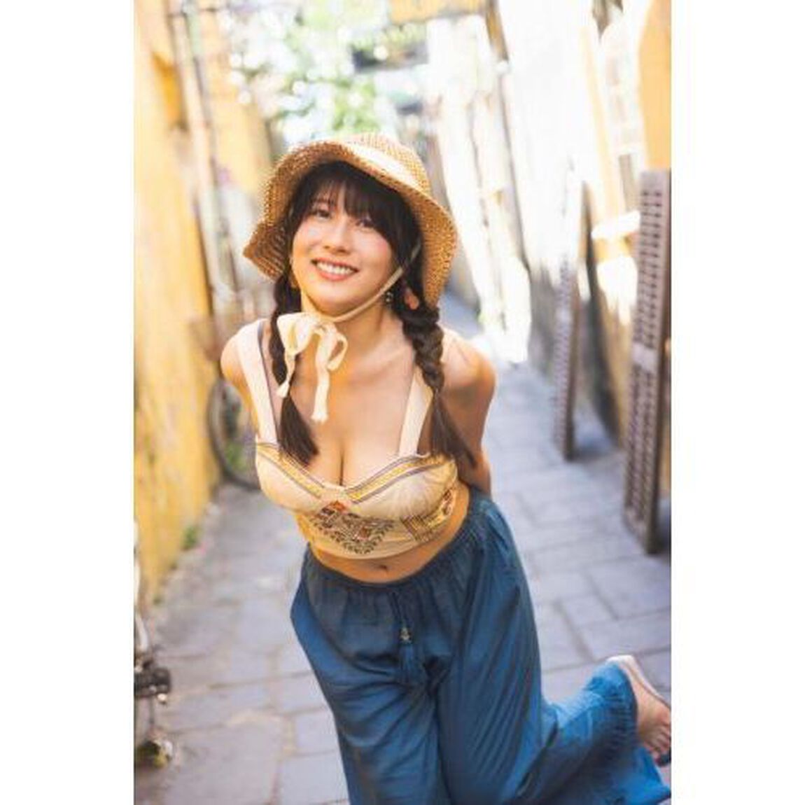 ｌｏｔｕｓ　ｓｅｒｅｎｉｔｙ　Ｙｏｓｈｉｎｏ　Ｃｈｉｔｏｓｅ　ＰＨＯＴＯＢＯＯＫ