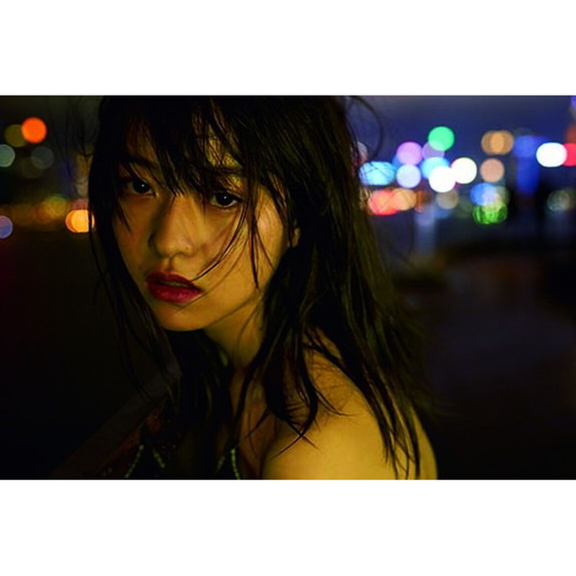 伊藤万理華写真集 エトランゼ