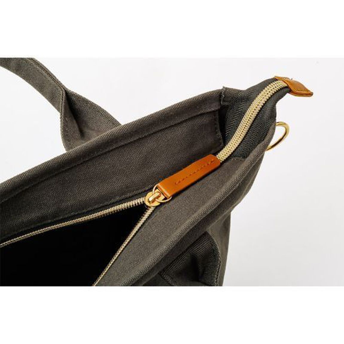 BARNYARDSTORM GRAY 2wayショルダーバッグBOOK (ブランドブック)