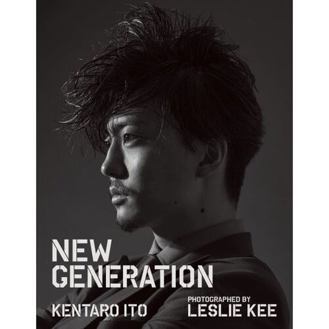 伊藤健太郎写真集「NEW GENERATION」【セブンネット限定 直筆サイン入り】