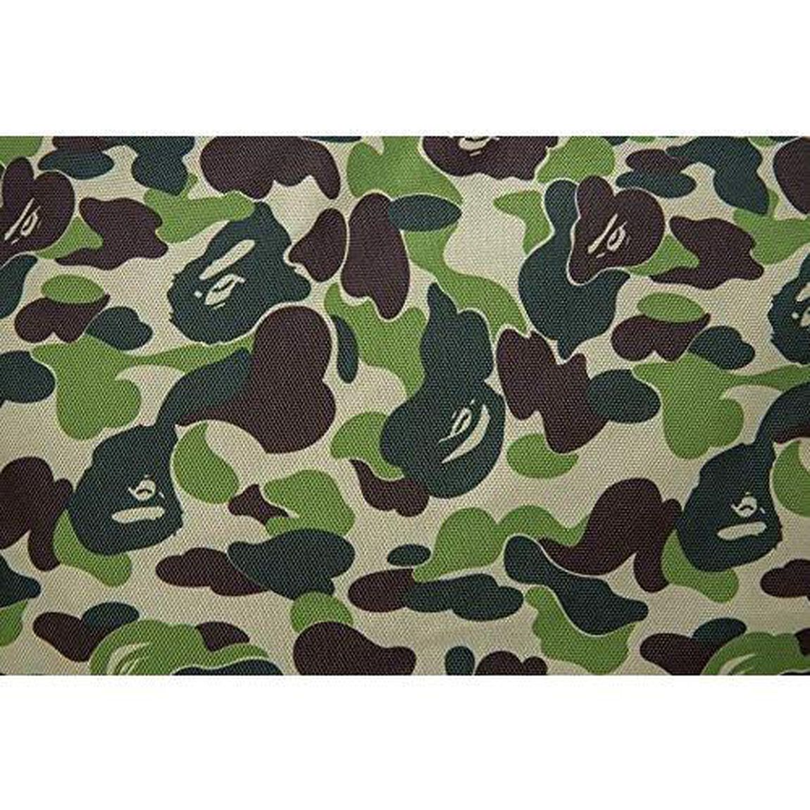 A BATHING APE(R) 2019 SUMMER COLLECTION