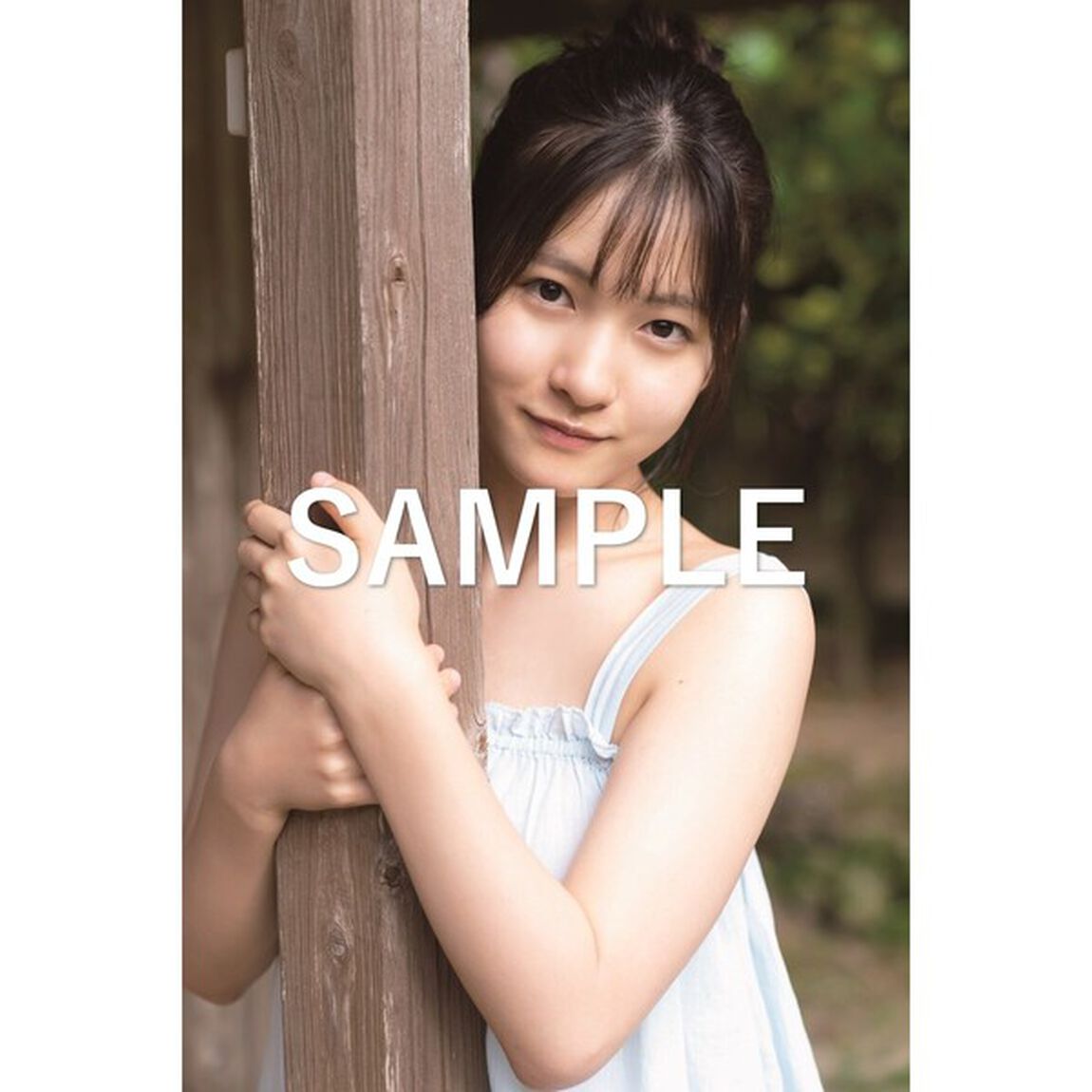 モーニング娘。&rsquo;２１ 北川莉央 写真集 『 莉央 17th summer 』【セブンネット限定特典：生写真1枚付き】