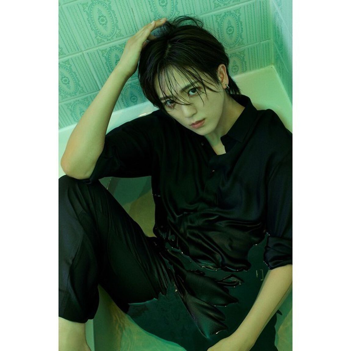 草地稜之1st写真集「もう、好きでしょ？」【セブンネット限定：直筆サイン本】