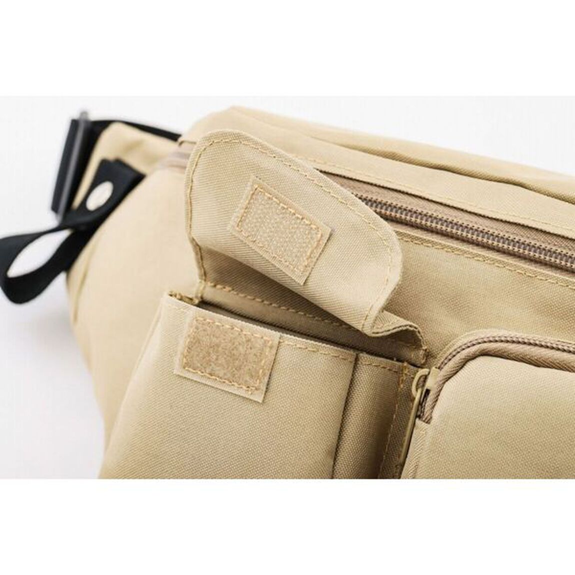 DOD 立体ポケット付き多機能ボディバッグBOOK BEIGE (宝島社ブランドムック)