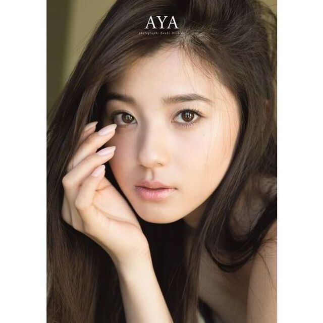 朝比奈彩　写真集　『　ＡＹＡ　』（セブンネット限定特典付き）