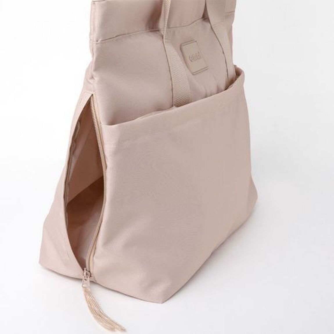 emmi active tote bag book beige (宝島社ブランドブック)