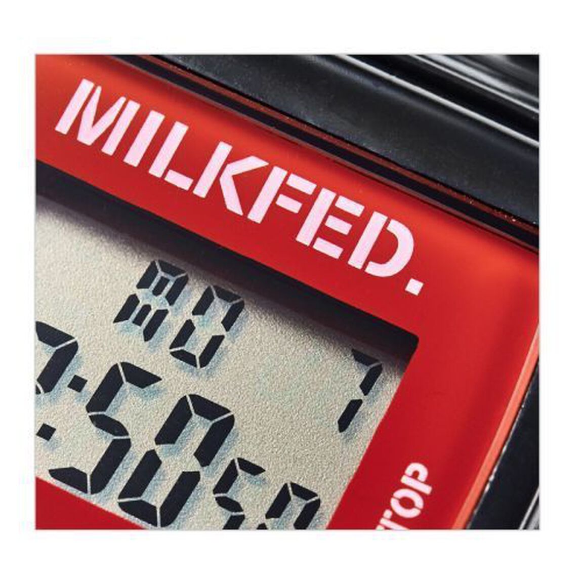 MILKFED. DIGITAL WATCH BOOK BLACK (ブランドブック)
