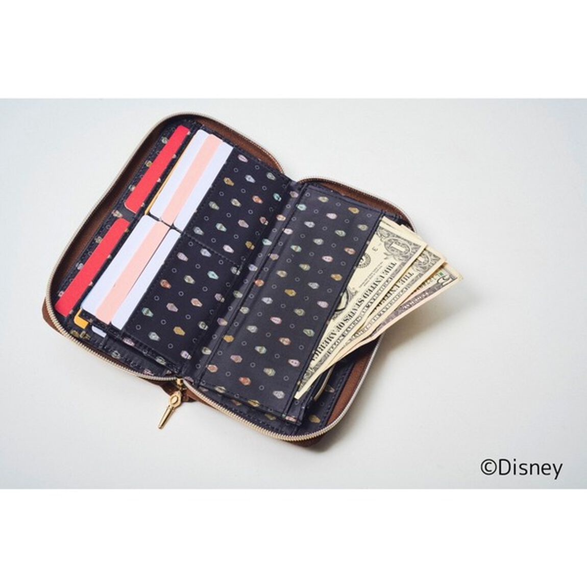 Disney ツイステッドワンダーランド LONG WALLET BOOK SPECIAL PACKAGE ver.（セブン－イレブン／セブンネット限定パッケージ）