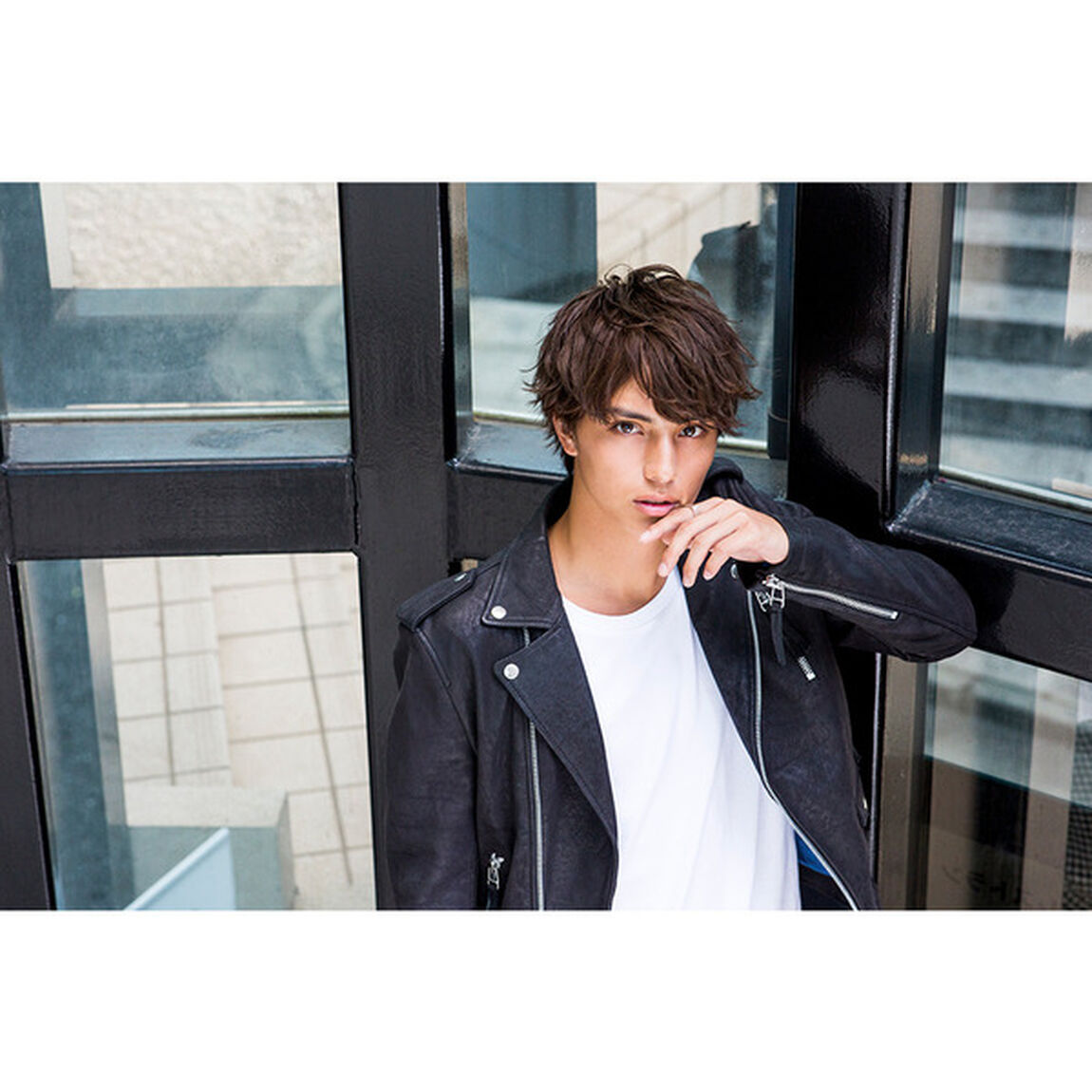 20 Asaya Bhandari First Photo Book（セブンネット限定特典：フォトカード１枚付き）