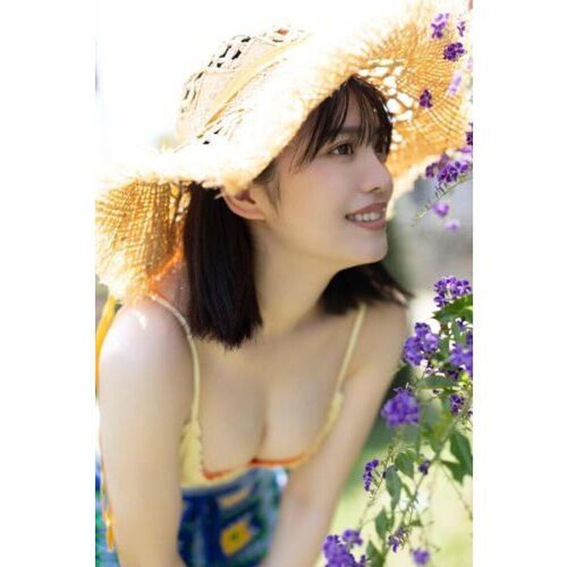 ひかっている　石浜芽衣１ＳＴ写真集