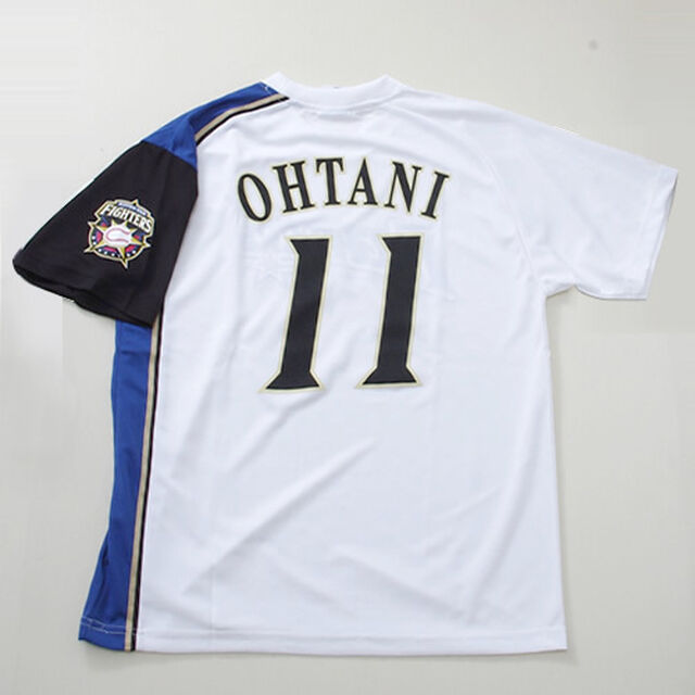 北海道日本ハムファイターズ　プレーヤーズＴシャツ　ホーム　大谷　Ｌ