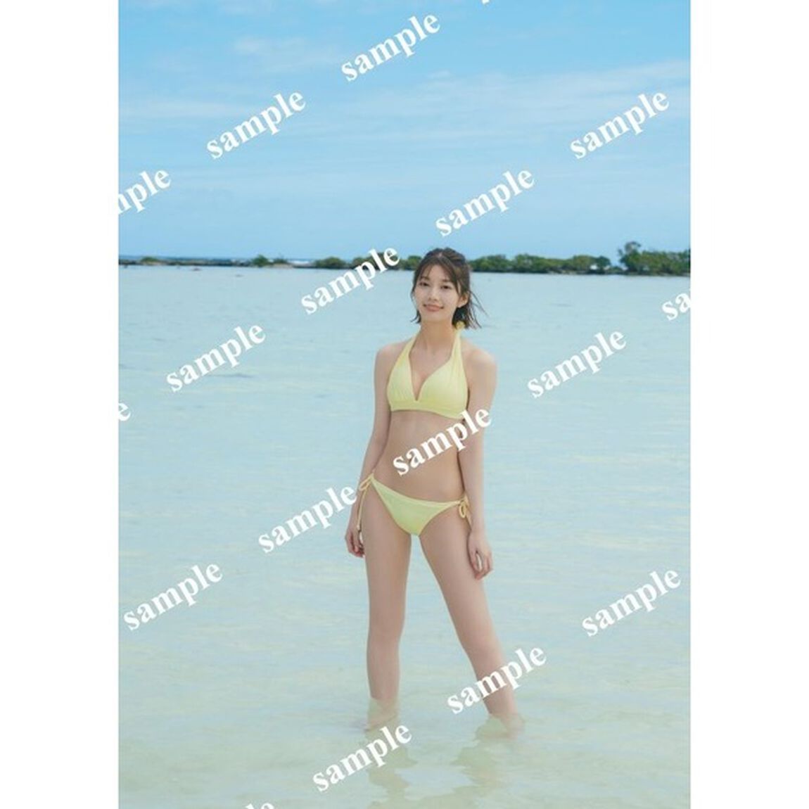 日向坂46 高本彩花1st写真集「僕の記憶の中で」【セブンネット限定特典：B3サイズ ポスター付き（丸めて発送）】