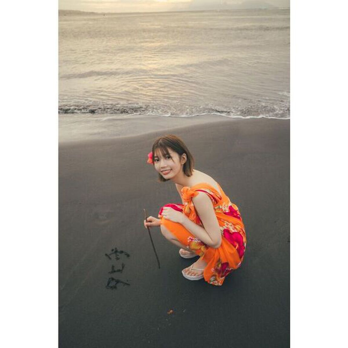 日向坂46 高本彩花1st写真集「僕の記憶の中で」