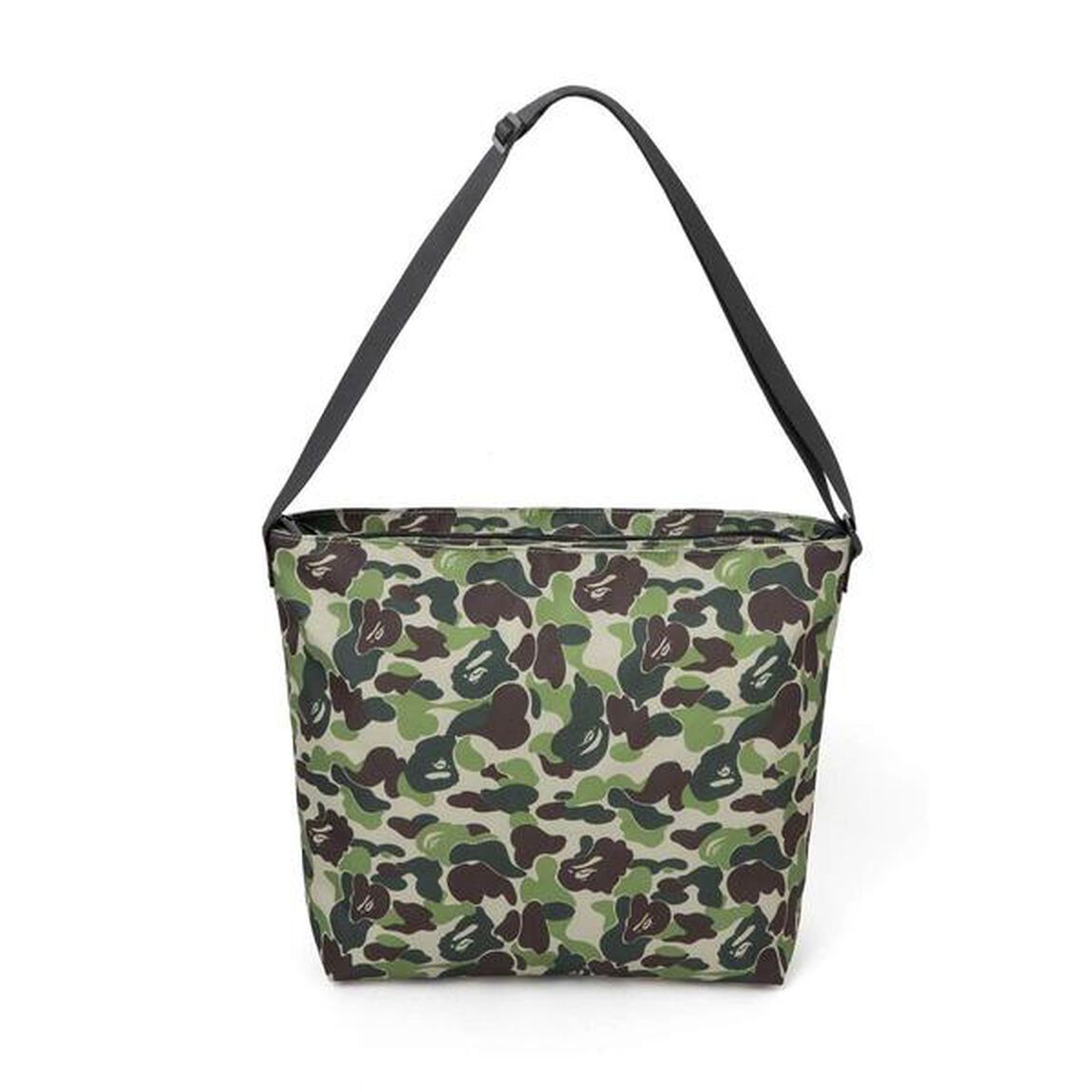 A BATHING APE(R) 2019 SUMMER COLLECTION