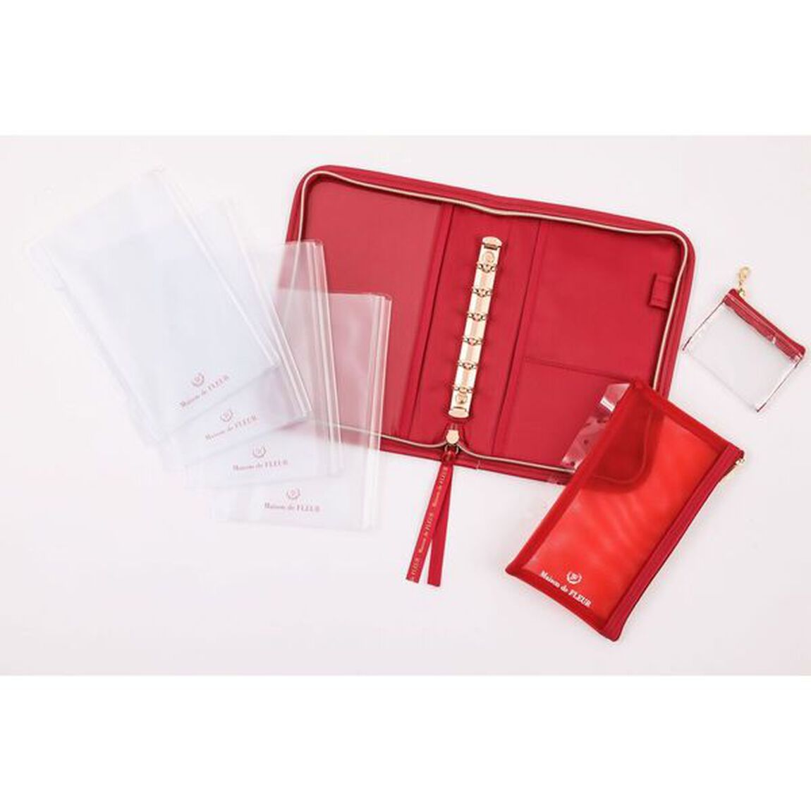Maison de FLEUR BOOK マルチケース付き RED（セブン－イレブン／セブンネット限定）