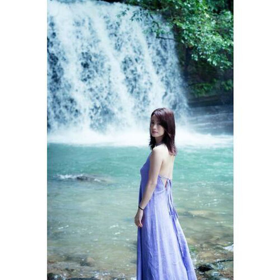 上戸彩写真集 Midday Reverie