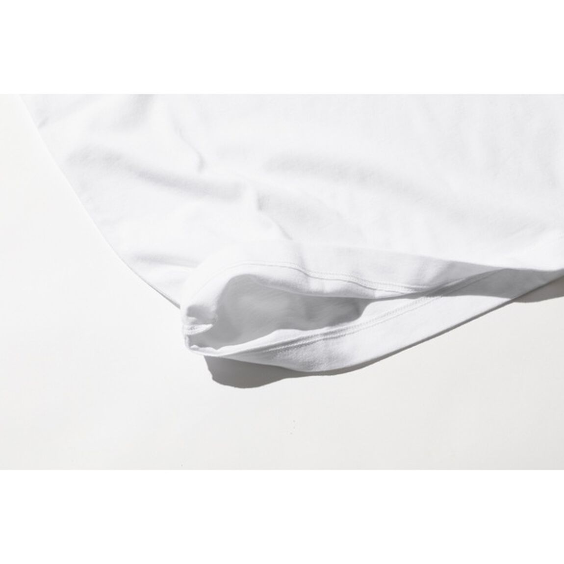 moz LOGO Tシャツ BOOK WHITE【WOMEN】（セブン－イレブン／セブンネット限定）