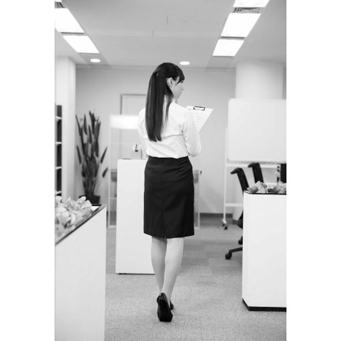 先輩、これからボクたちは、どうやって儲けていけばいいんですか？