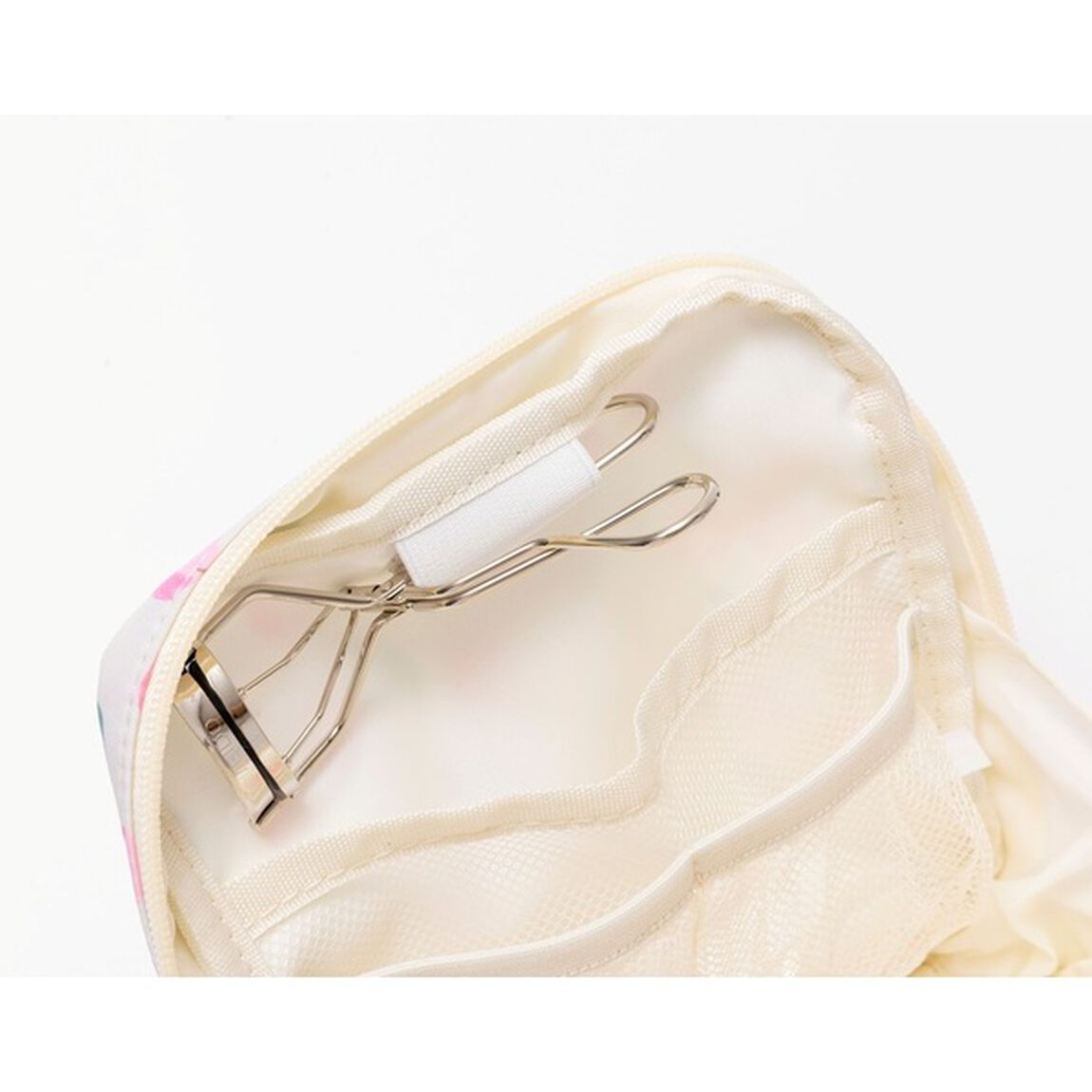 モンチッチ&times;kippis コスメ&ガジェットポーチ OFF-WHITE（セブン‐イレブン／セブンネット限定）