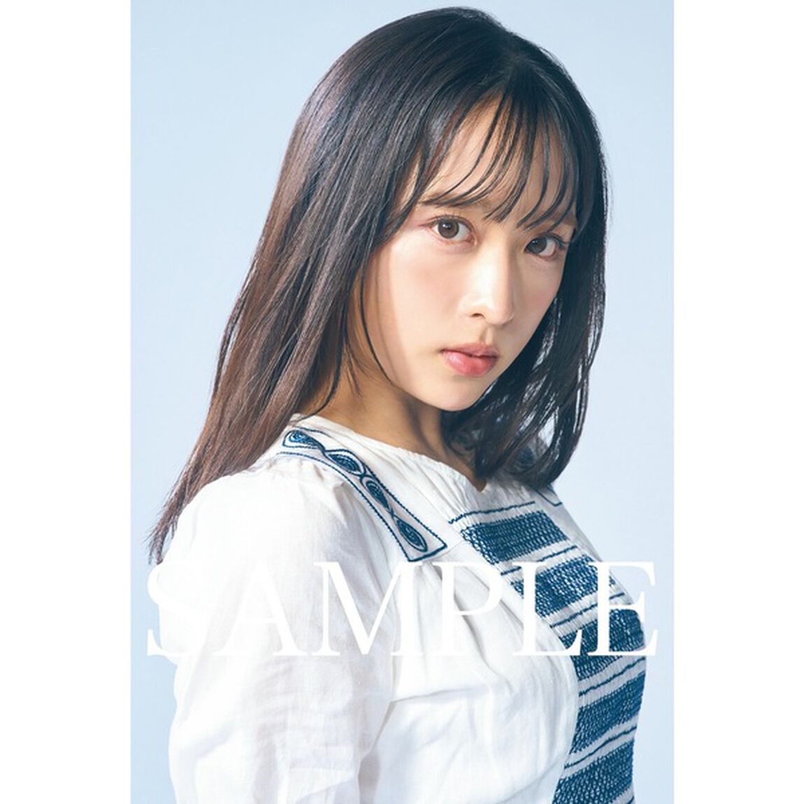 映画「ガールズドライブ」完全教本【セブンネット限定特典：小栗有以（AKB48）　ポストカード1枚付き】