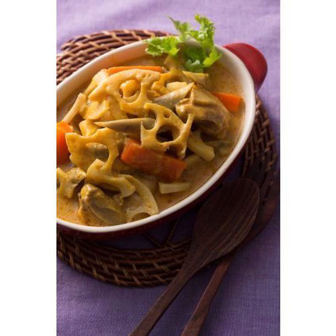 １０分で野菜の本格タイごはん　簡単、おいしい、キレイになれる