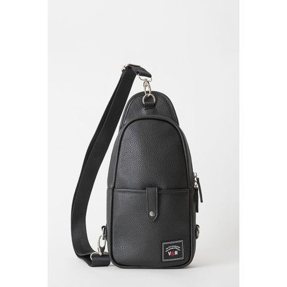 VAN 2021 FALL/WINTER 軽快&ldquo;手ぶら"感覚ボディバッグBOOK (宝島社ブランドブック)