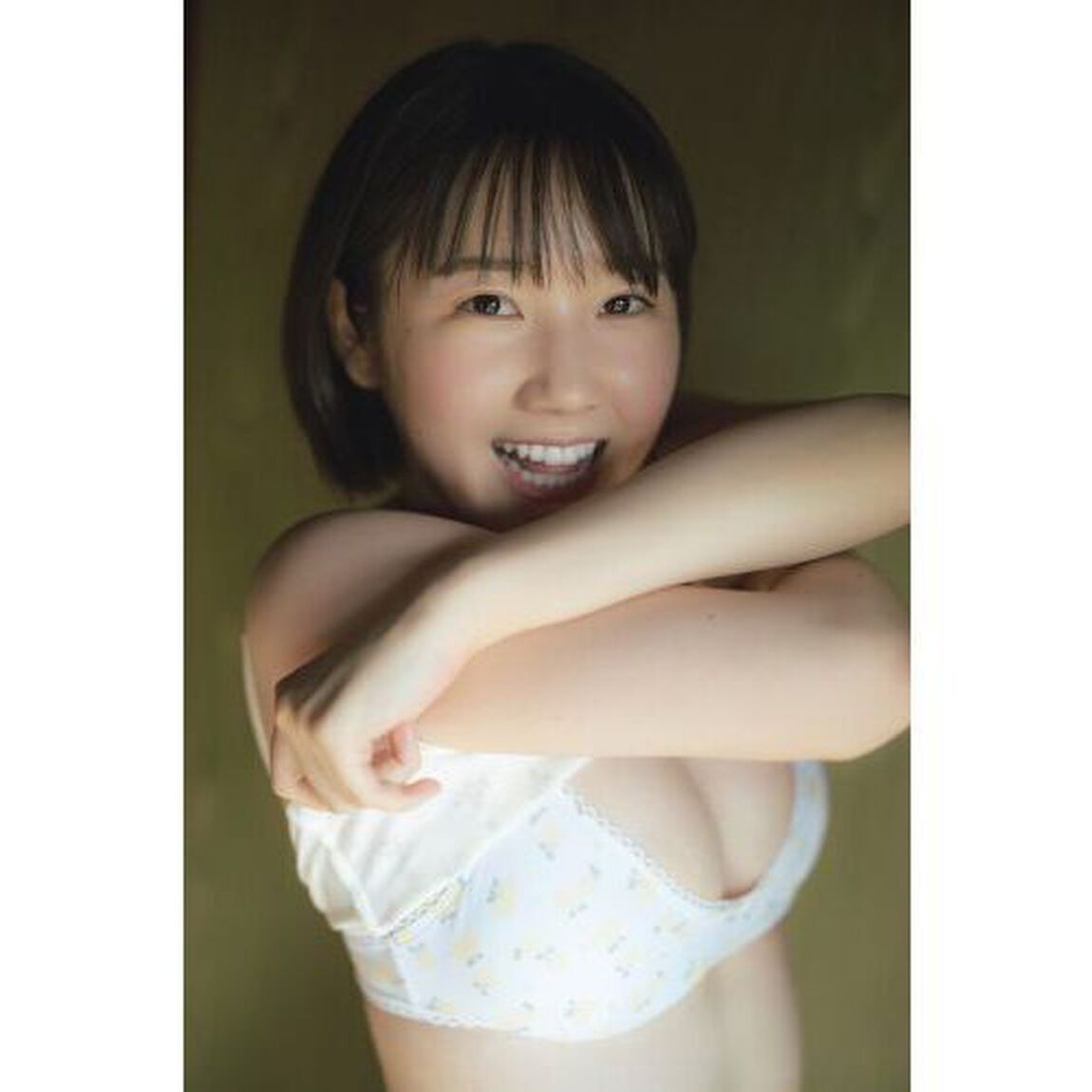 甲斐心愛1st写真集 心の空