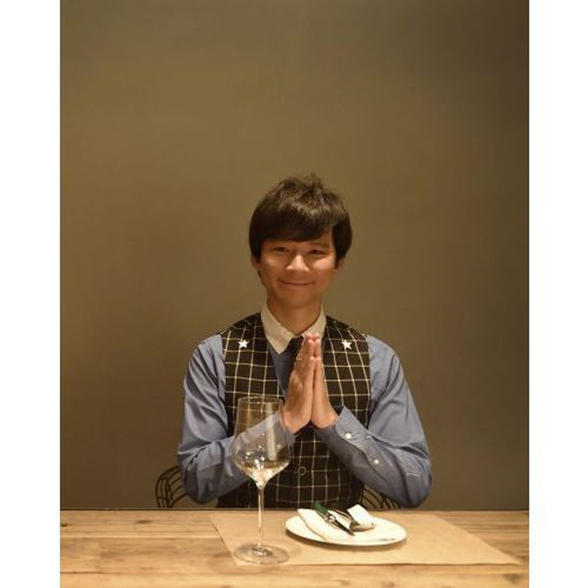 芸能界のアテンド王が教える最強の店７７軒　サイン本