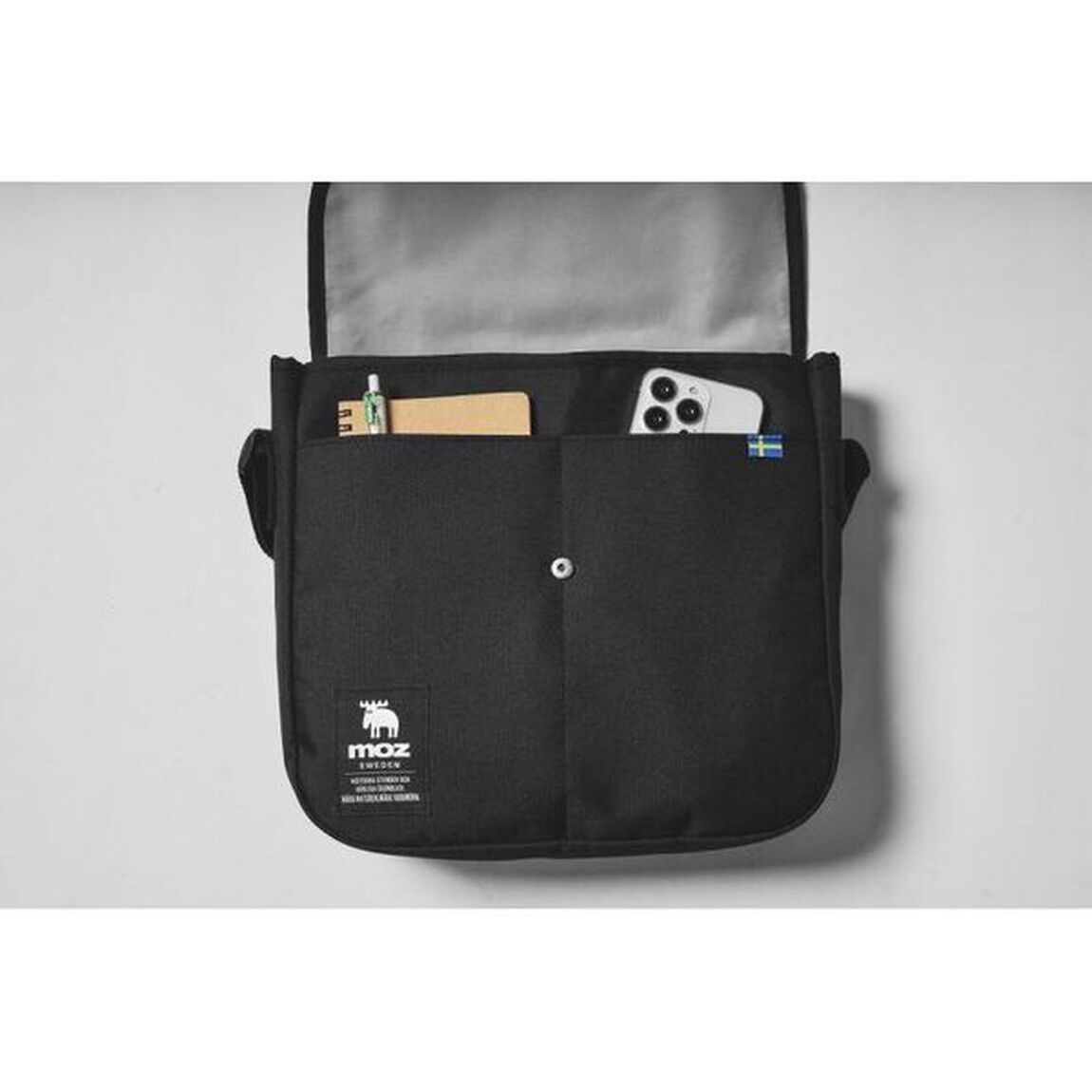 moz BIG SHOULDER BAG BOOK (宝島社ブランドブック)