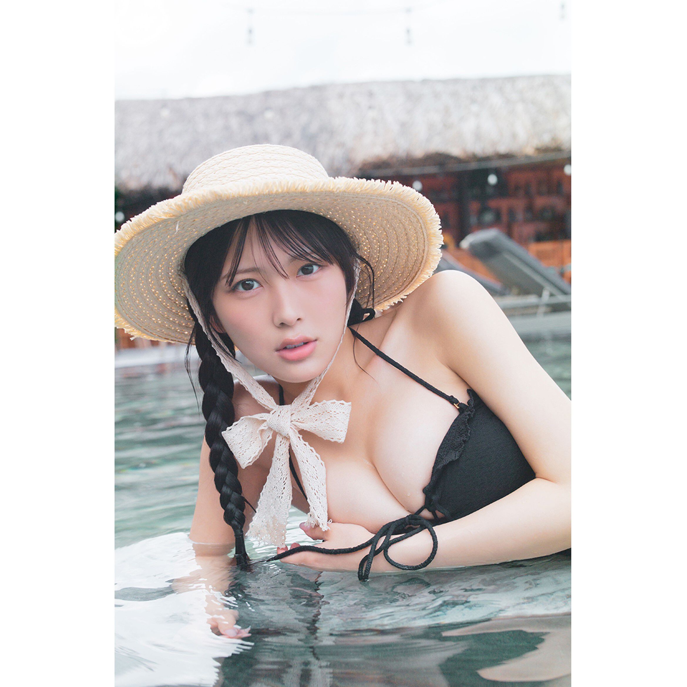 逢田珠里依1st写真集 『夏はジュリイ』【セブンネット限定特典：生写真
