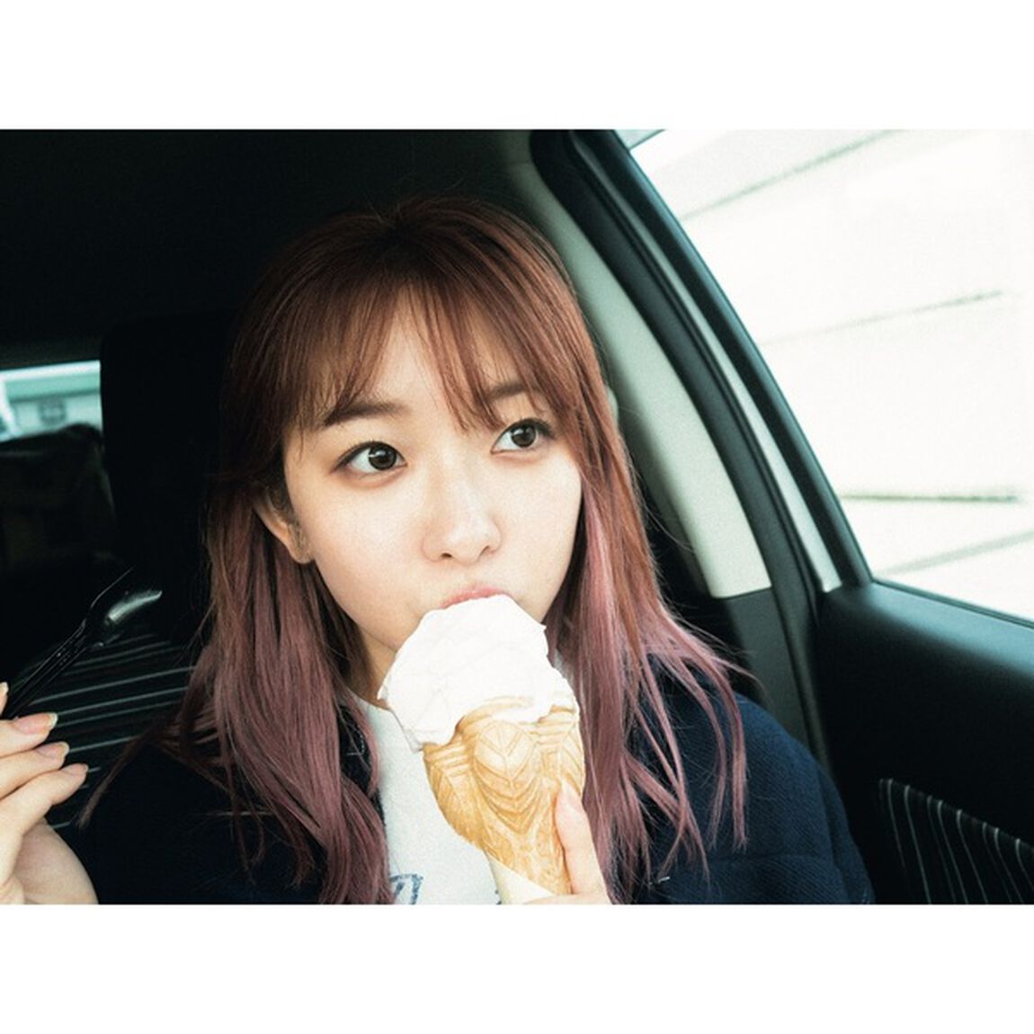 now(ExWHYZ)フォトブック「やみつきガール」【セブンネット限定特典：now (ExWHYZ) 生写真1枚付き】