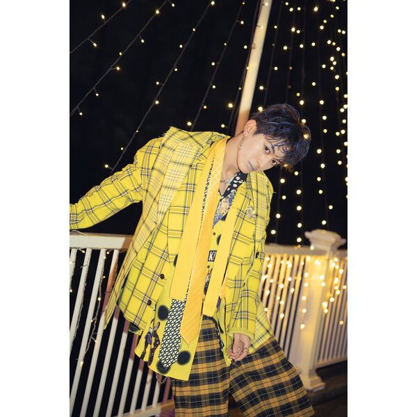 菊池修司1st写真集「Ambivalent」【セブンネット限定：直筆サイン本