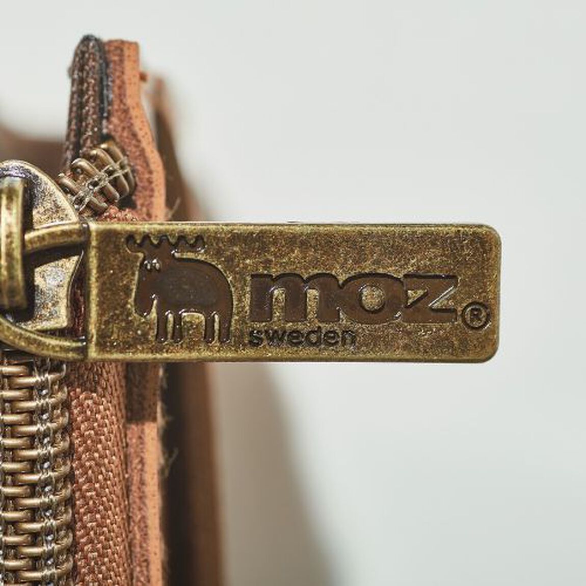 moz 整理上手な本革コンパクト財布BOOK (ブランドブック)