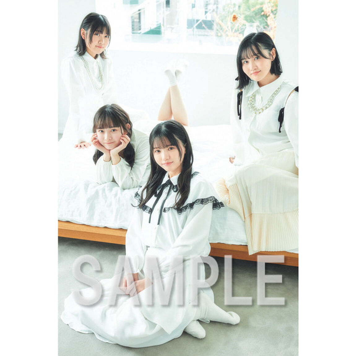 B.L.T.2024年2月号【セブンネット限定表紙　≒JOY ver.】【セブンネット限定特典：市原愛弓&小澤愛実&藤沢莉子&山野愛月 ポストカード１枚付き】