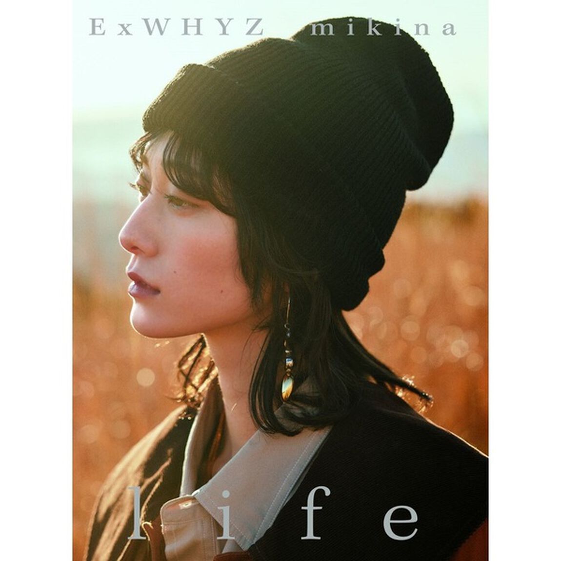 ExWHYZ mikinaファーストソロ写真集「life」【セブンネット限定特典：生写真1枚付き】