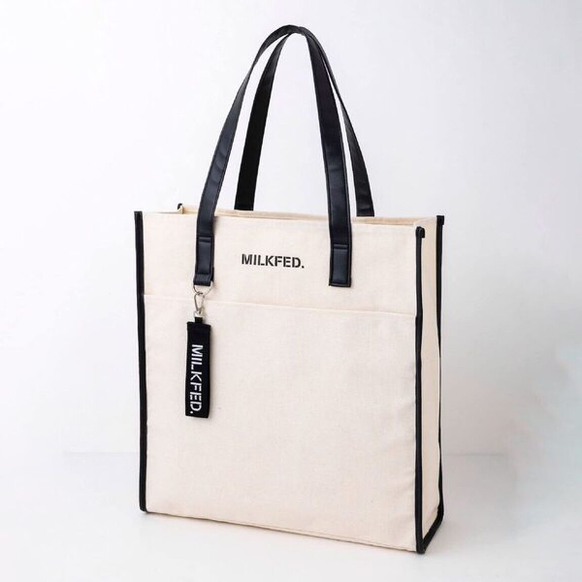 MILKFED. TOTE BAG & LOGO STRAP BOOK (宝島社ブランドブック)