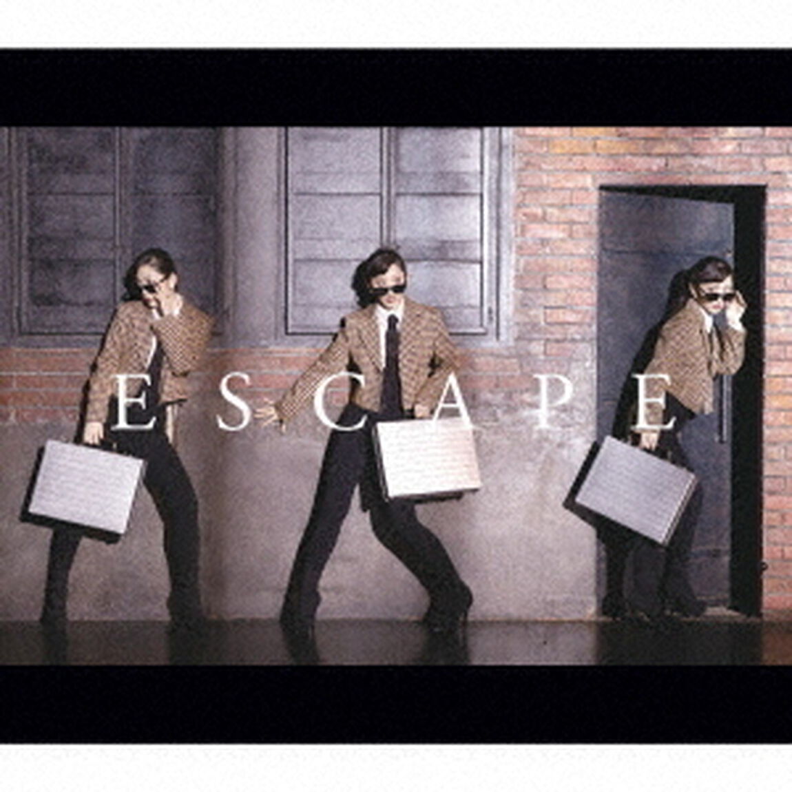 鈴木愛理／Escape（通常盤B）（ＣＤ）