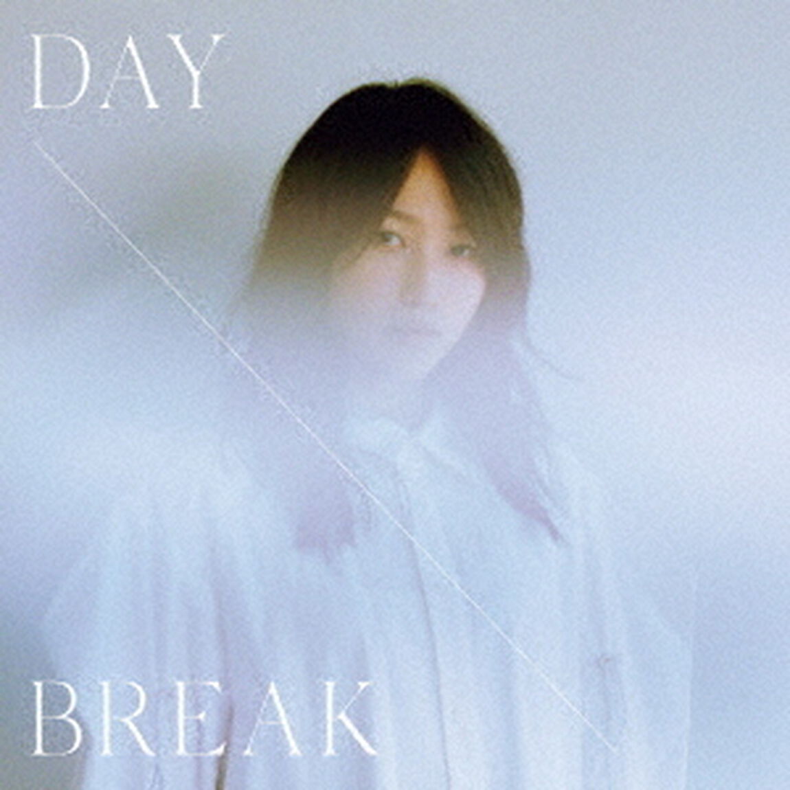 鞘師里保／DAYBREAK（通常盤／CD）（セブンネット限定特典：缶バッジ）（ＣＤ）