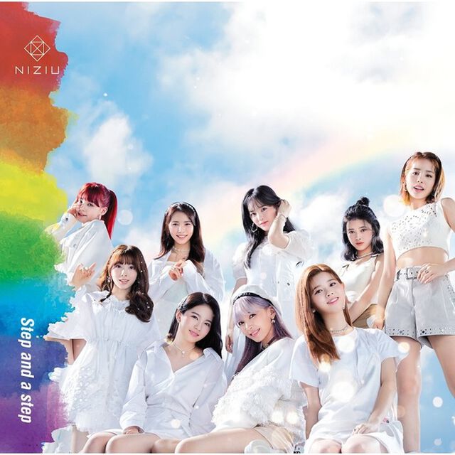 NiziU／Step and a step　初回生産限定盤A（CD+DVD）（セブンネット限定特典：オリジナル・マルチクリアケース（マスクケース））（CDシングル）