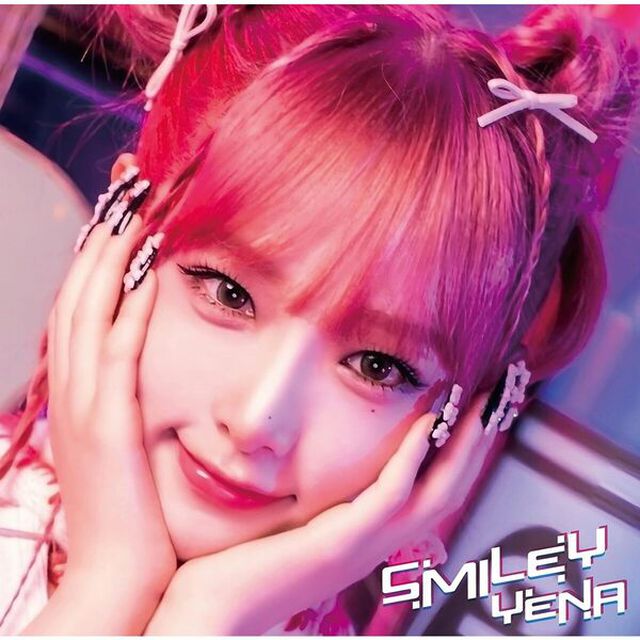 YENA／SMILEY-Japanese Ver.-（feat.ちゃんみな）（通常盤／CD）（セブンネット限定特典：ブロマイド）（CDシングル）