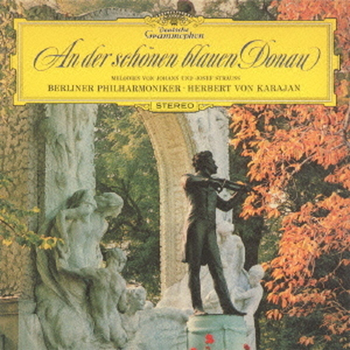美しく青きドナウ〜シュトラウス：ワルツ・ポルカ・マーチ集（ＳＡＣＤ）（スーパーオーディオＣＤ）
