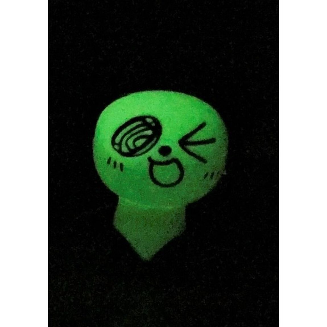 【カバヤ食品】フィギュア さくさくぱんだ 限定白蓄光B（その他）