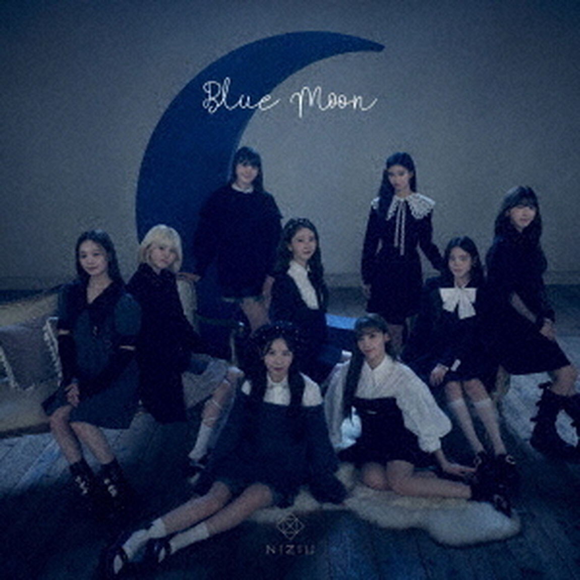 NiziU／Blue Moon（初回生産限定盤B／CD+ブックレット）（ＣＤ）