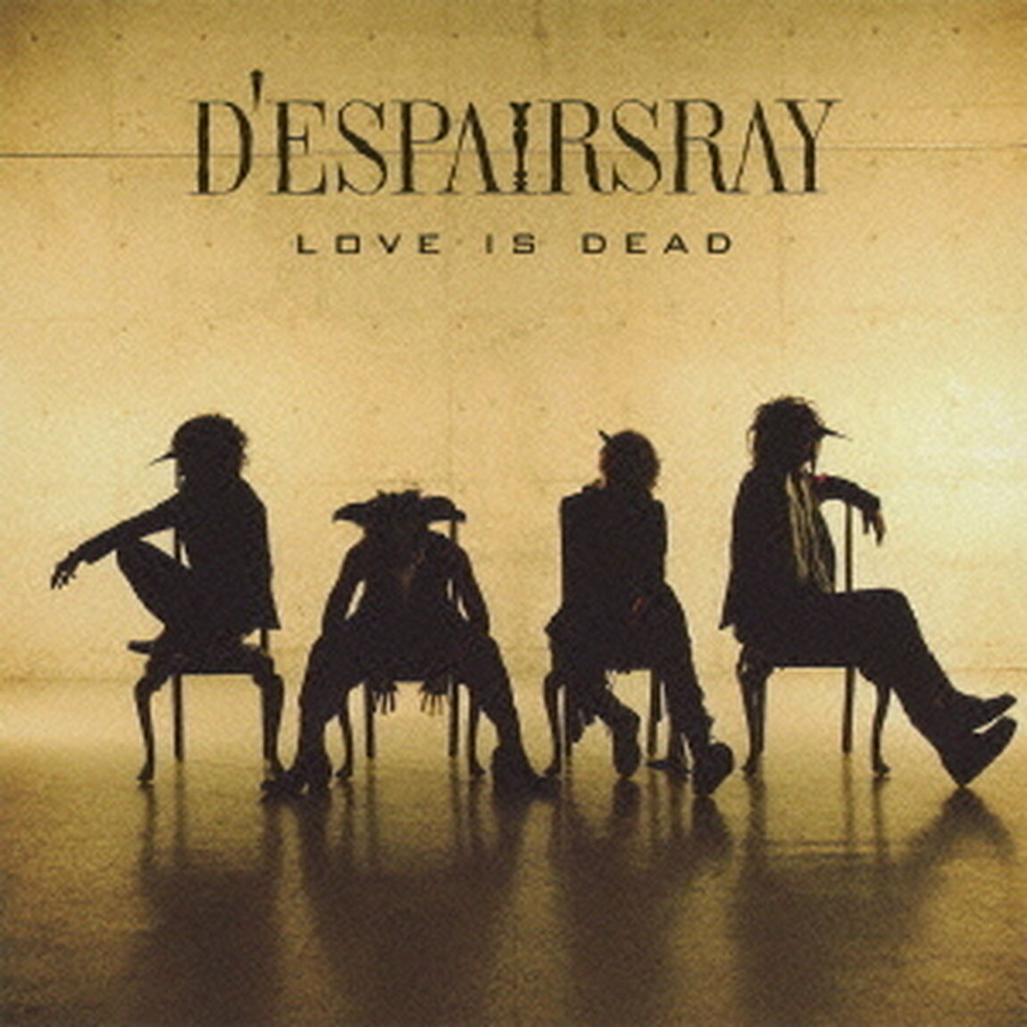 LOVE　IS　DEAD（ＣＤ）